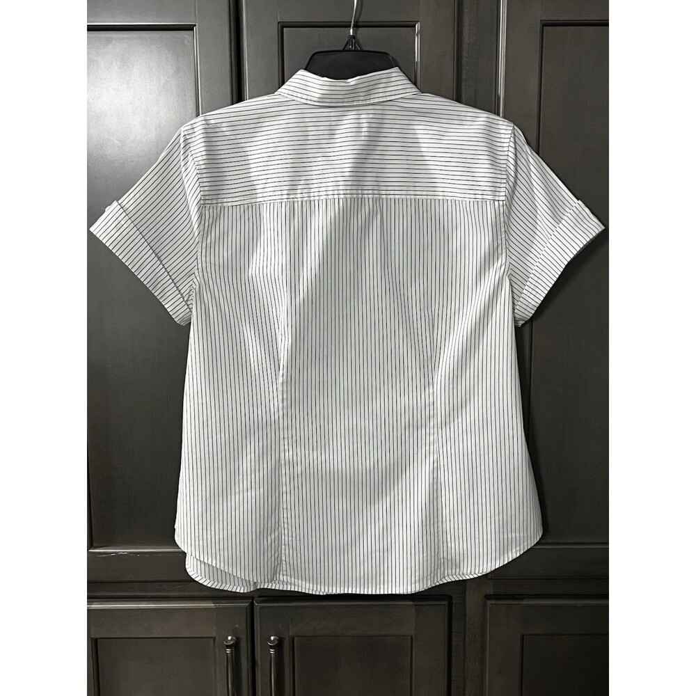 Liz Claiborne White Pinstripe Button Up Collared Short Sleeve Blouse Shirt Large - Picture 4 of 8